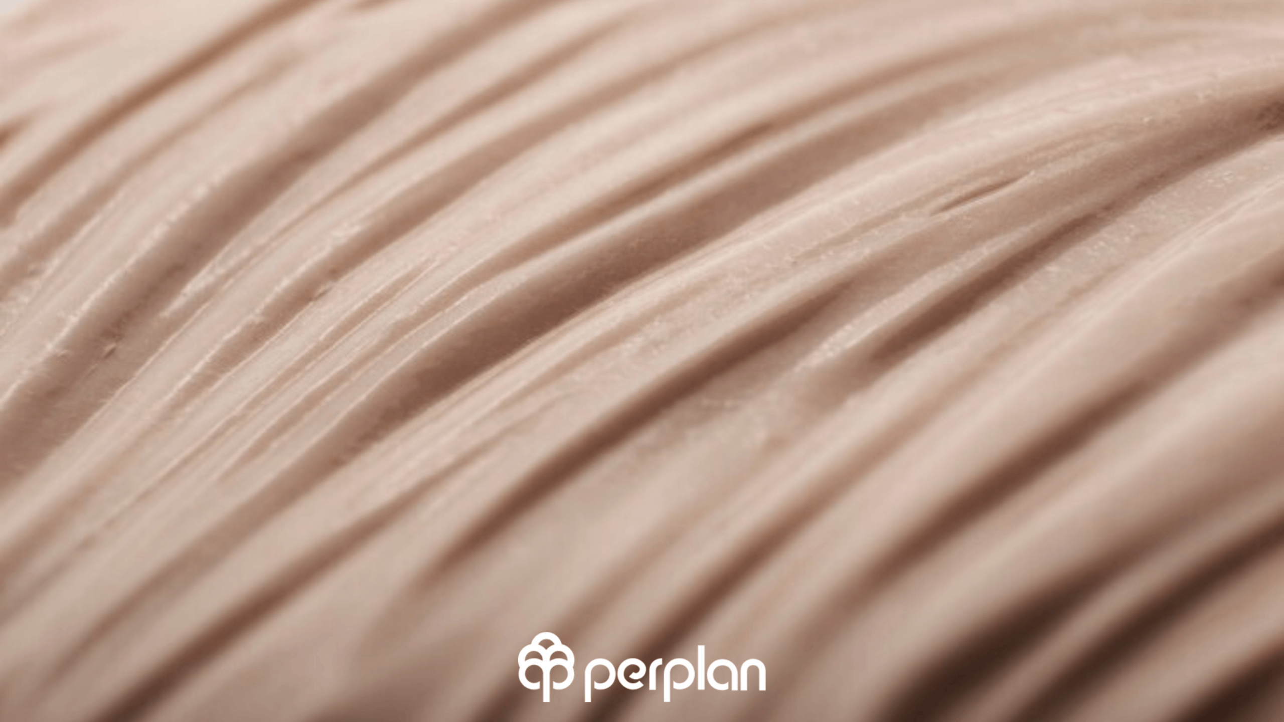 Maneiras de incorporar a cor Pantone 2025 Mocha Mousse na decoração